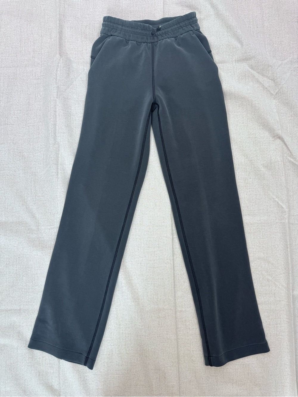Lululemon Women’s Softstream High-Rise Pants Grey Straight-Leg Sweatpants